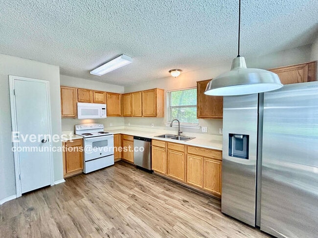 Photo - 10908 Deauville Cir S