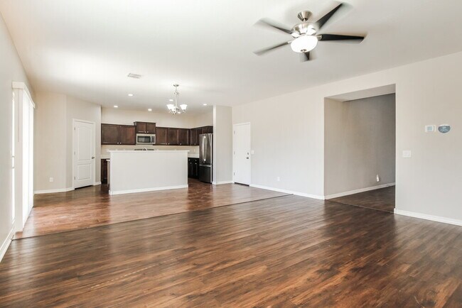 Photo - 8215 W Pueblo Ave