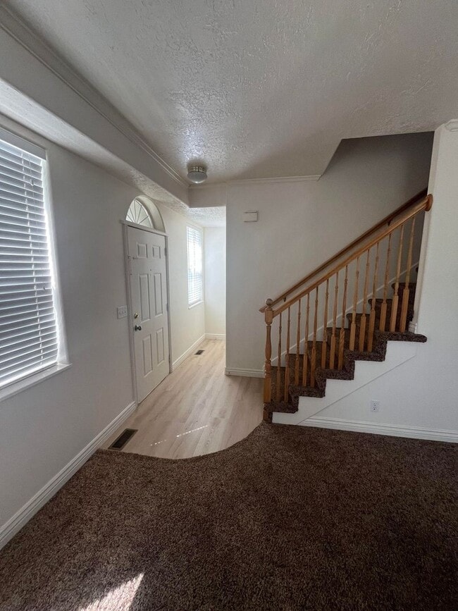 Photo - Gavarret Single Bedrooms Unit Bedroom1 (Master bedroom)