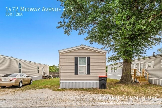 1472 Midway Ave