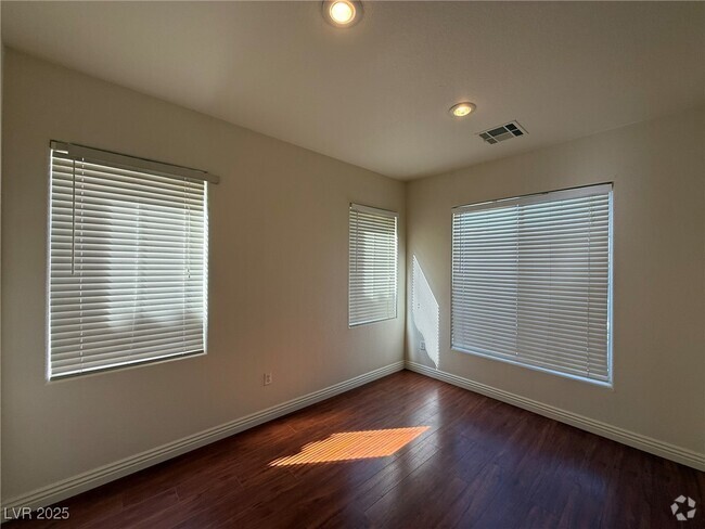Building Photo - 7776 Littondale St Rental