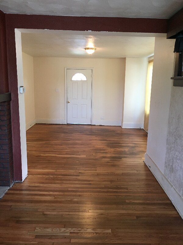 Photo - 1616 Miriam St