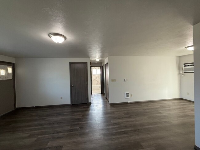 Photo - Valley 3 bed 1.5 bath