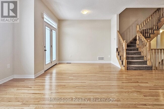 Photo - 19 Glasson Ln