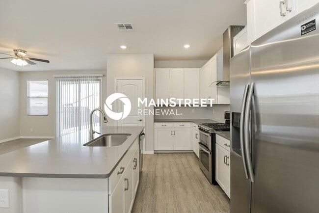 3 Bedroom Pet-Friendly Home in Tucson, AZ with Main Street Renewal