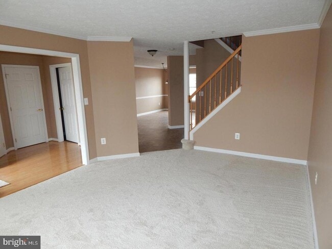 Photo - 1983 Cullen Way