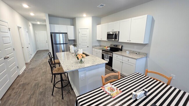 Photo - 244 1st St