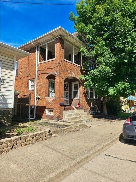 Photo - 627 5th Avenue Unit 2 Unit 2