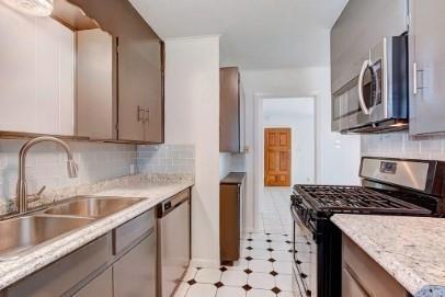 Photo - 202 Prairie Dell Ave