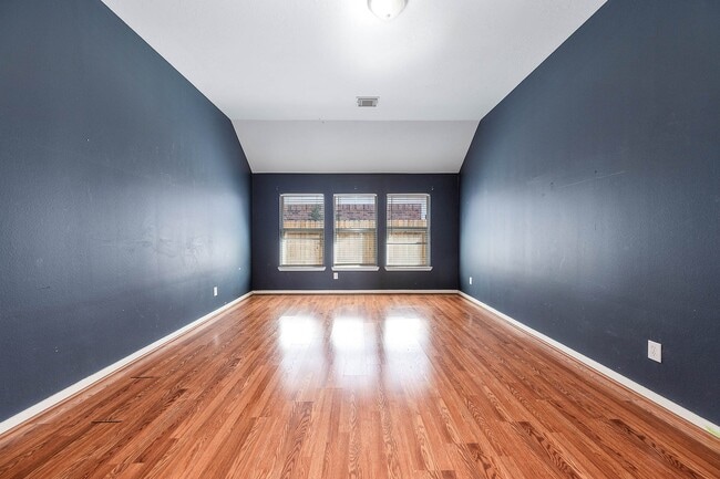 Photo - 7814 Rocky Peak Ln