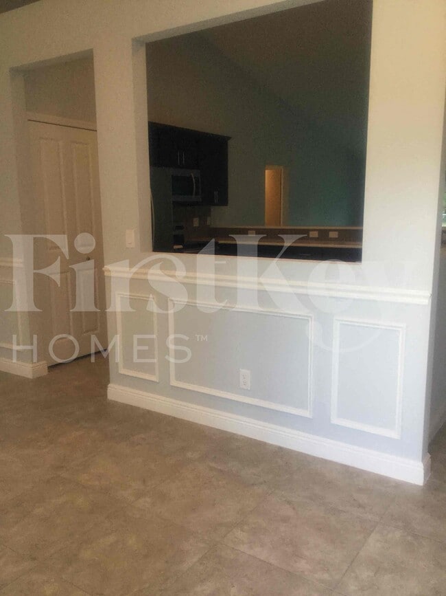 Photo - 328 SW Ridgecrest Dr