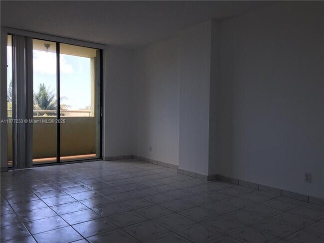 Photo - 501 SW 1st St Unit 411