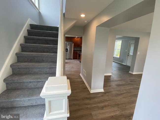 Photo - 2605 Maple Ave