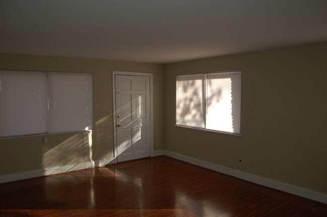 Photo - 1205 Butler St