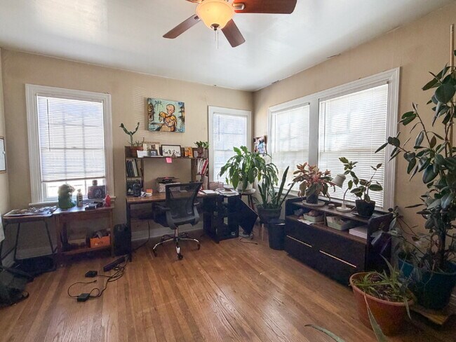 Photo - 2 Bedroom, Tech Terrace Home - Move In Special!