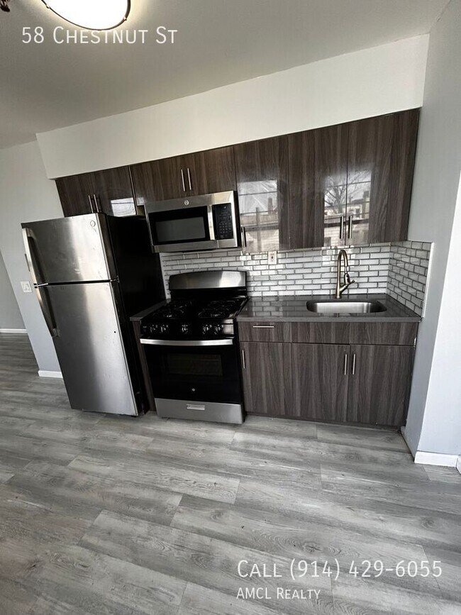 Photo - 58 Chestnut St