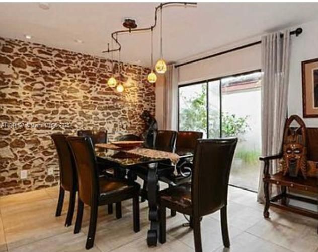 Photo - 2991 Lakewood Ln