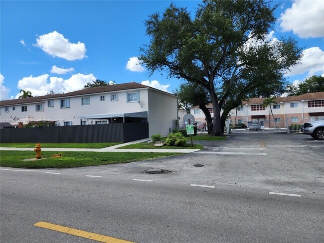 Photo - 8561 SW 109th Ave