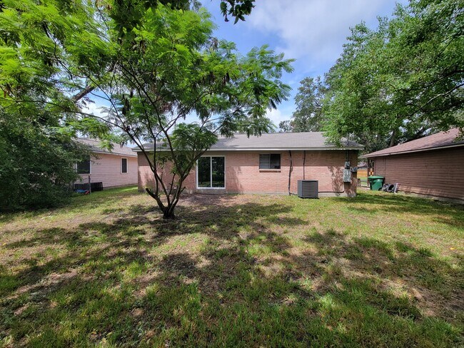 Photo - 3121 Proswimmer St