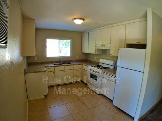 Photo - 346 Hickory St