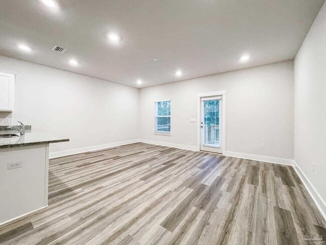 Photo - 9455 Nature Crk Ln