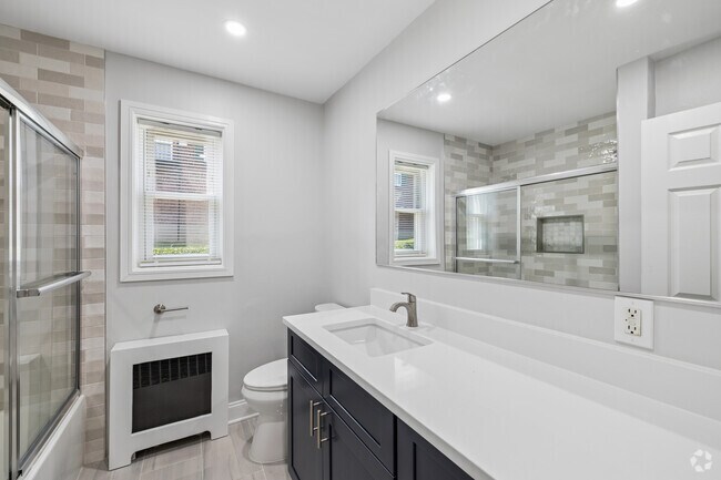 The Whittredge - 3BR, 2BA - 1,529SF - Second Bathroom