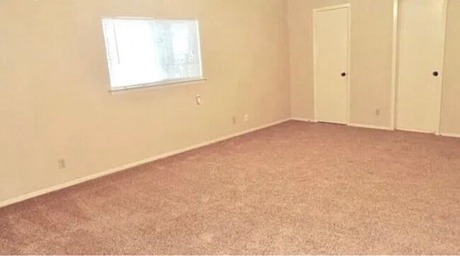 Photo - 7422 Radford Trail