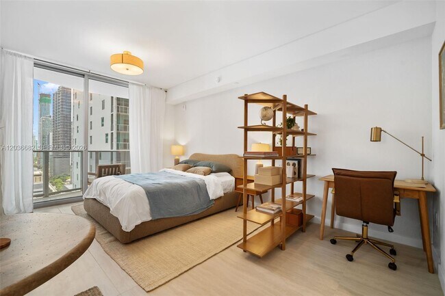 Photo - 77 SE 5th St Unit 2313