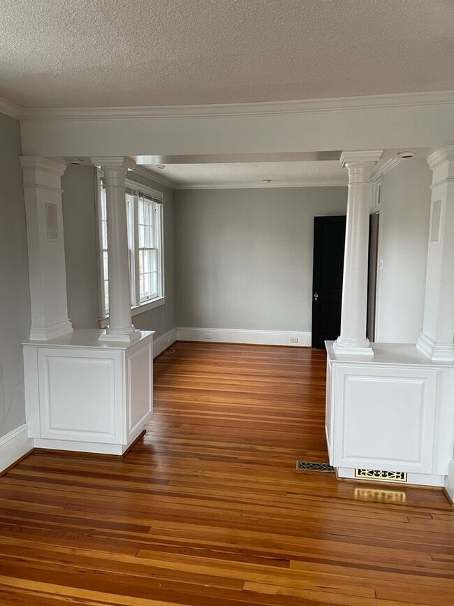 Photo - 311-313 N Spring St Unit 313 N Spring St