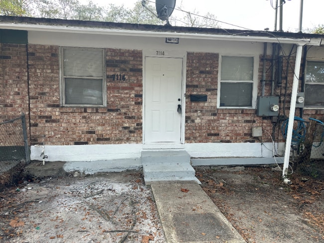 Building Photo - 7114 Ken Knight Dr W