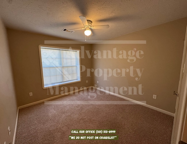 Photo - 50 Whispering Wind Cir