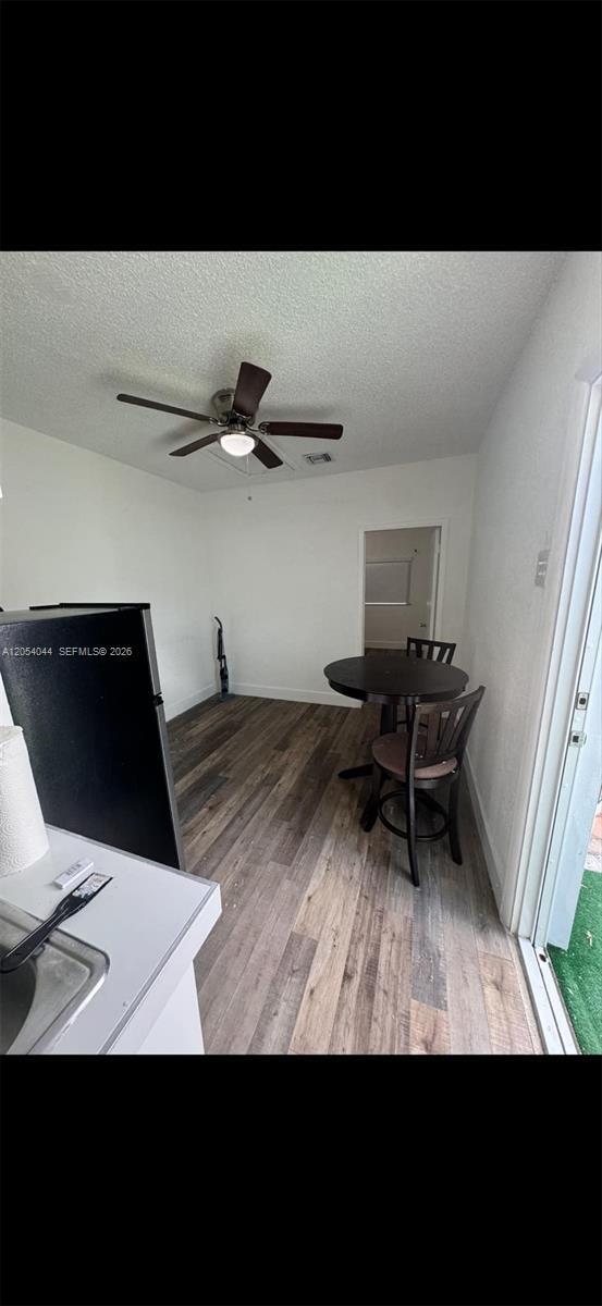 Building Photo - 4021 SW 122nd Ct Unit A