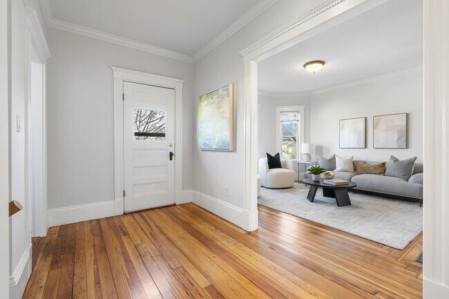 165 Broadway Unit 4H