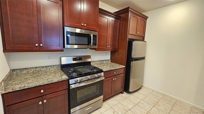 Photo - 306 Canter Ct