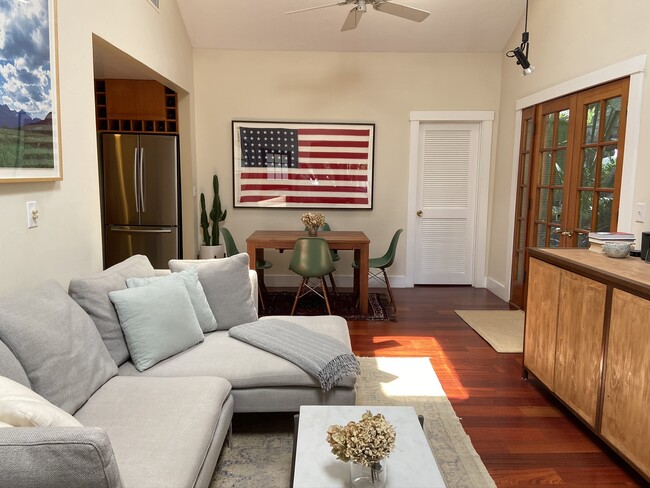 Photo - 734 Milwood Ave