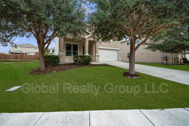 Photo - 10405 Macarthur Way