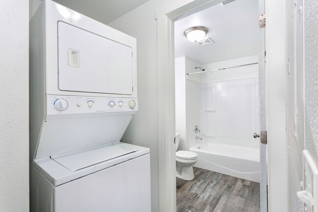 Photo - 5240 S Tacoma Way Unit 4
