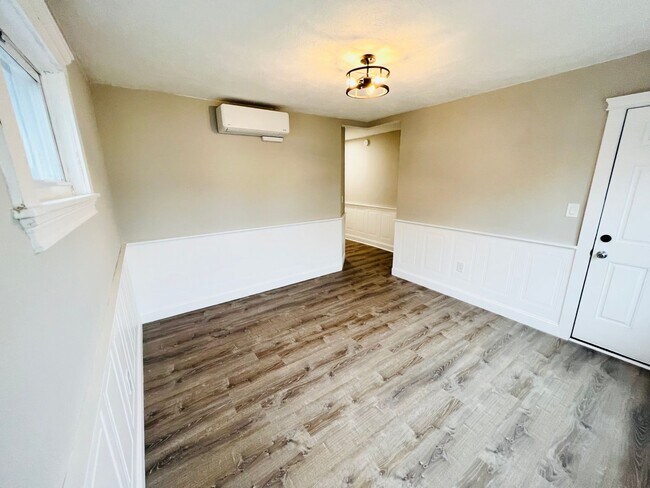 Photo - NEWLY RENOVATED PENTHOUSE UNIT WITH PARKIN...