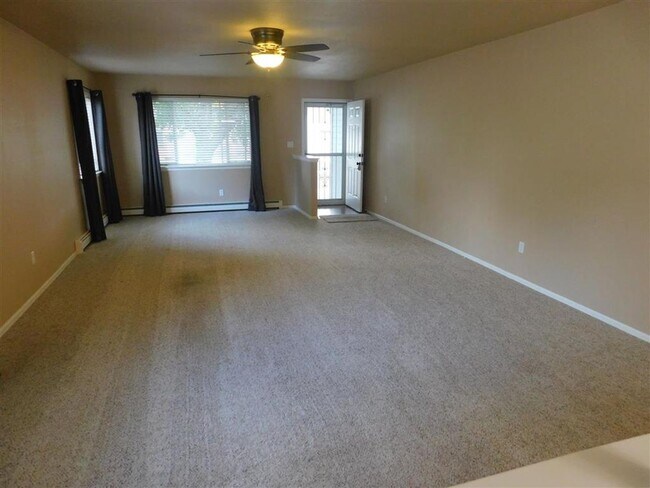 Photo - Nice Home in The Vinyards