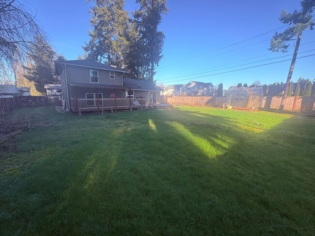 Photo - Charming Puyallup Home – Spacious & Updated