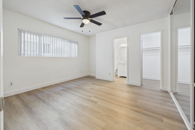 Photo - Buffalo Sherman Oaks Apartments