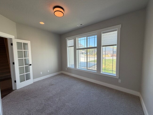 Photo - Gorgeous Craftsman Home- 5 bed, 3 Full Bath- Includes Landscaping!