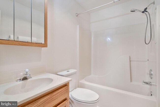 Photo - 217 Westlake Blvd