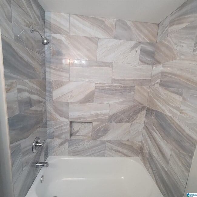 Photo - 1340 Cresthill Rd