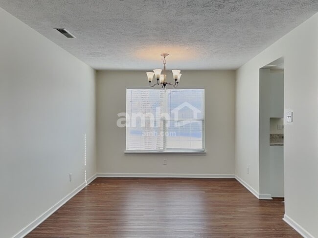 Photo - 8525 Morgan Dr