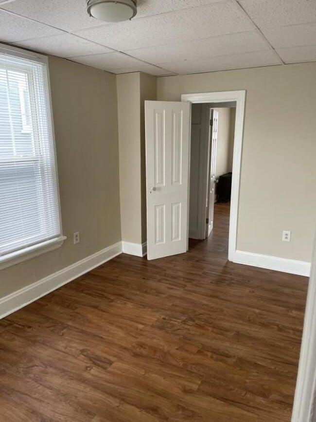 Photo - 438 Mulberry St