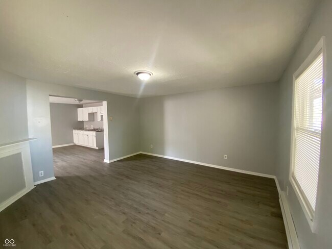 Photo - 86 N Holmes Ave