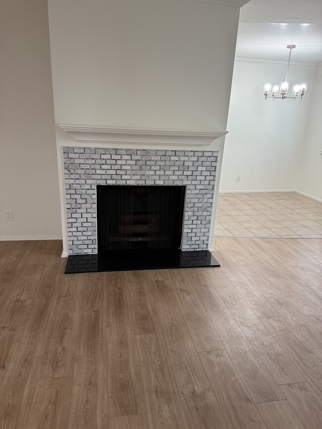 Photo - 1845 Corinth Ave Unit 201