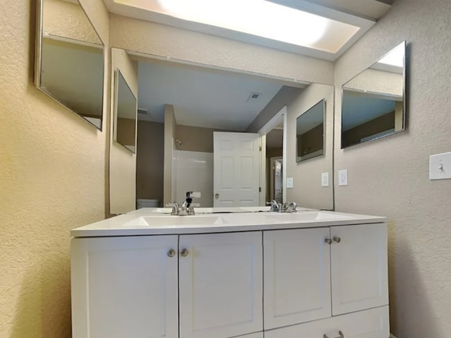 Photo - 5525 Harrells Nursery Rd