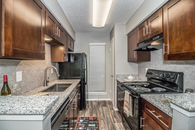 Building Photo - STATION 121 at Town Center Rental